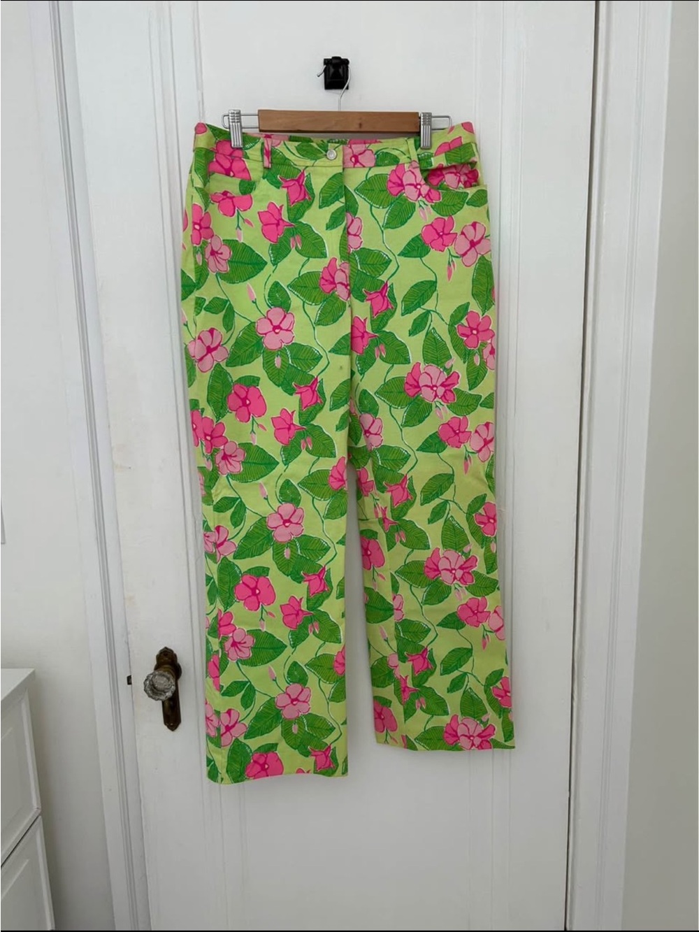 Lilly Pulitzer Green Pink Floral Cropped Pants